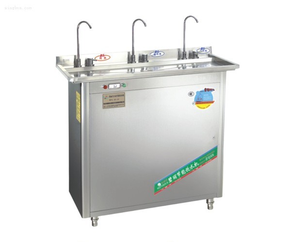 IC卡飲水機(jī)-刷卡飲水機(jī)-自助飲水機(jī)-校園飲水機(jī)-感應(yīng)卡飲水機(jī)-飲水機(jī)ic卡控制器ＩＣ飲水機(jī)，學(xué)生直飲水、學(xué)校直飲水、學(xué)生直飲水 data-cke-saved-src="/UploadFiles/chanpin_UploadFiles_7571/200707/20070731113003710.jpg" src="/UploadFiles/chanpin_UploadFiles_7571/200707/20070731113003710.jpg"